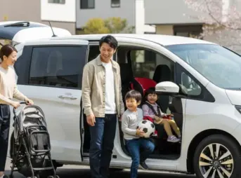 フリードのカーリースはSOMPOで乗ーる！月額や審査に納期も解説